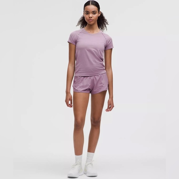 NWT Lululemon Athletica Hotty Hot LR Short Lavender Lux Size 8 - Picture 5 of 9